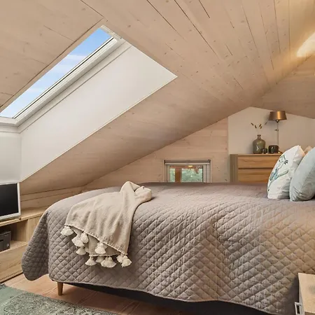 Stunning In With Kitchen *