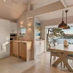 3 Bedroom Cozy In