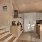 3 Bedroom Cozy In *