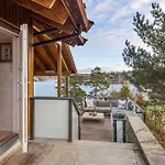 3 Bedroom Cozy In